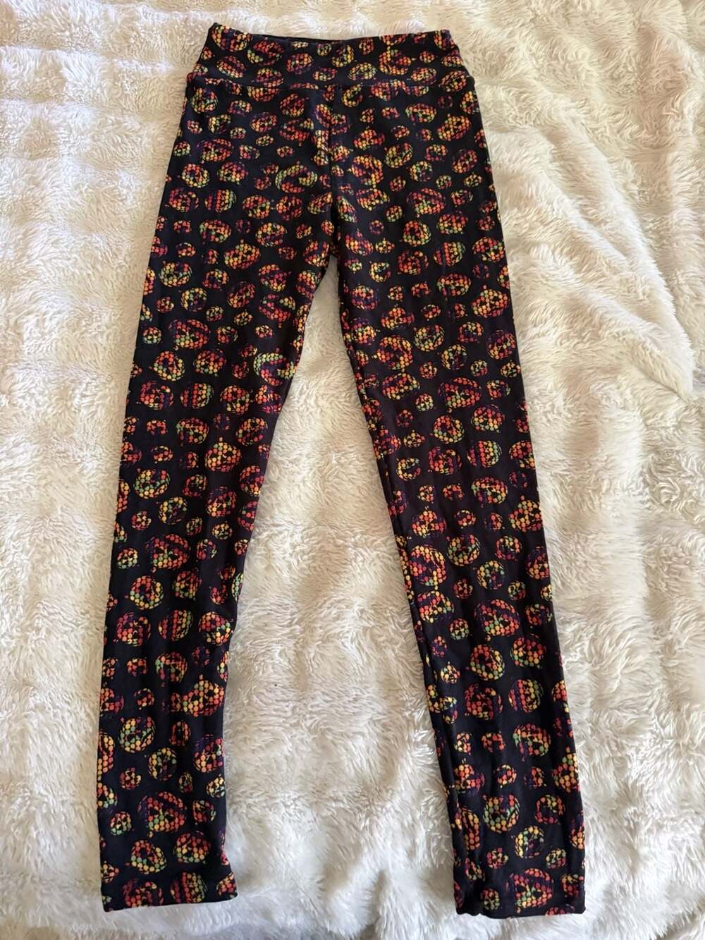 LuLaRoe Leggings Tween Black Pumpkin Print
